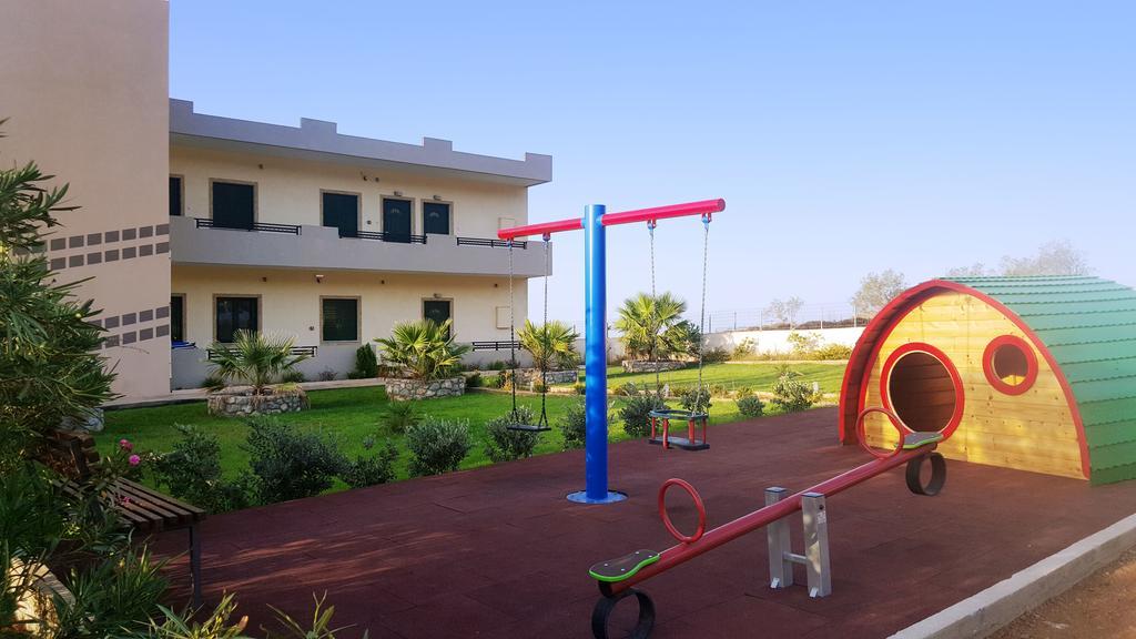 Kritamos Beach Apartments Frangokastello Exterior foto